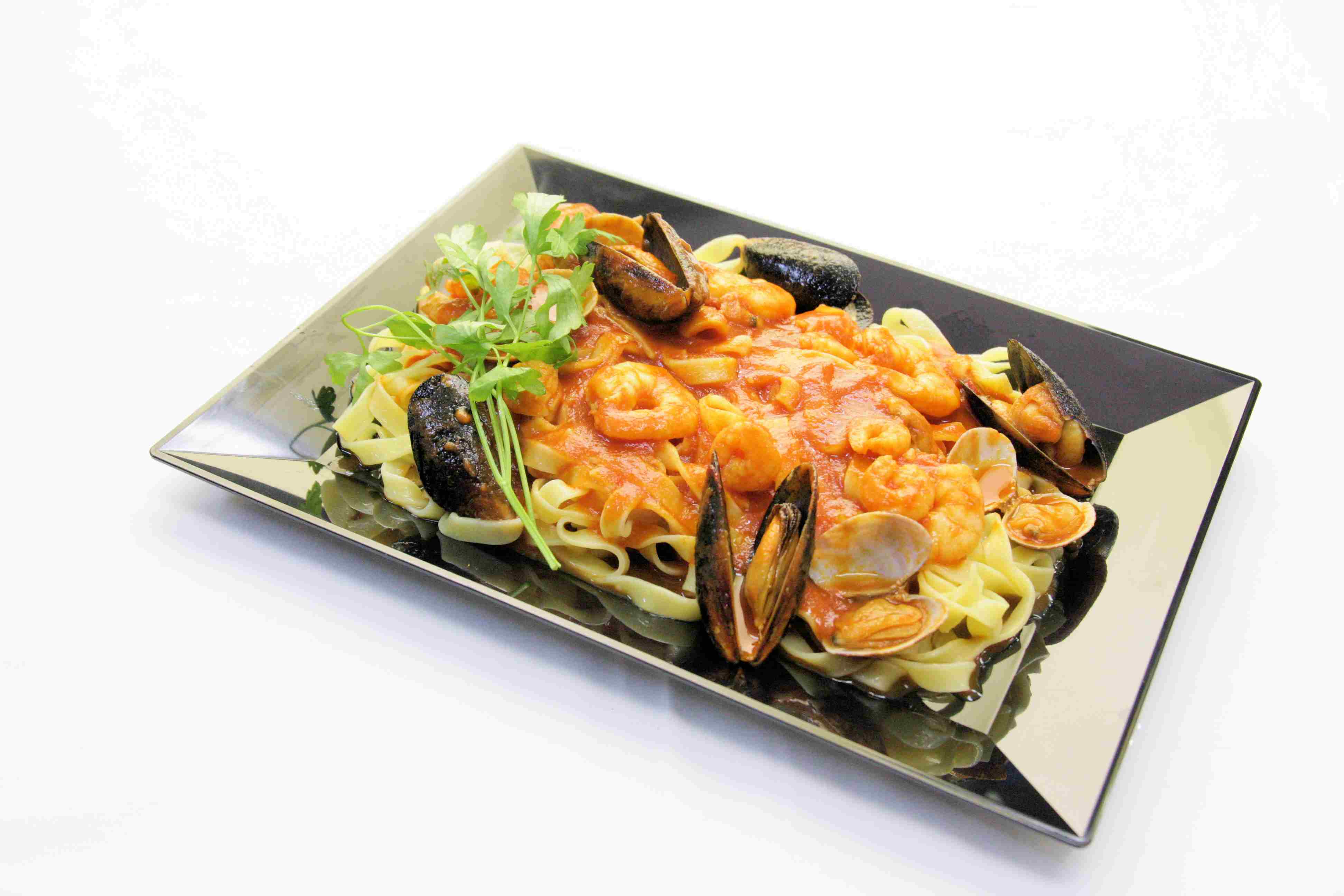 パスタ　ペスカトーレ