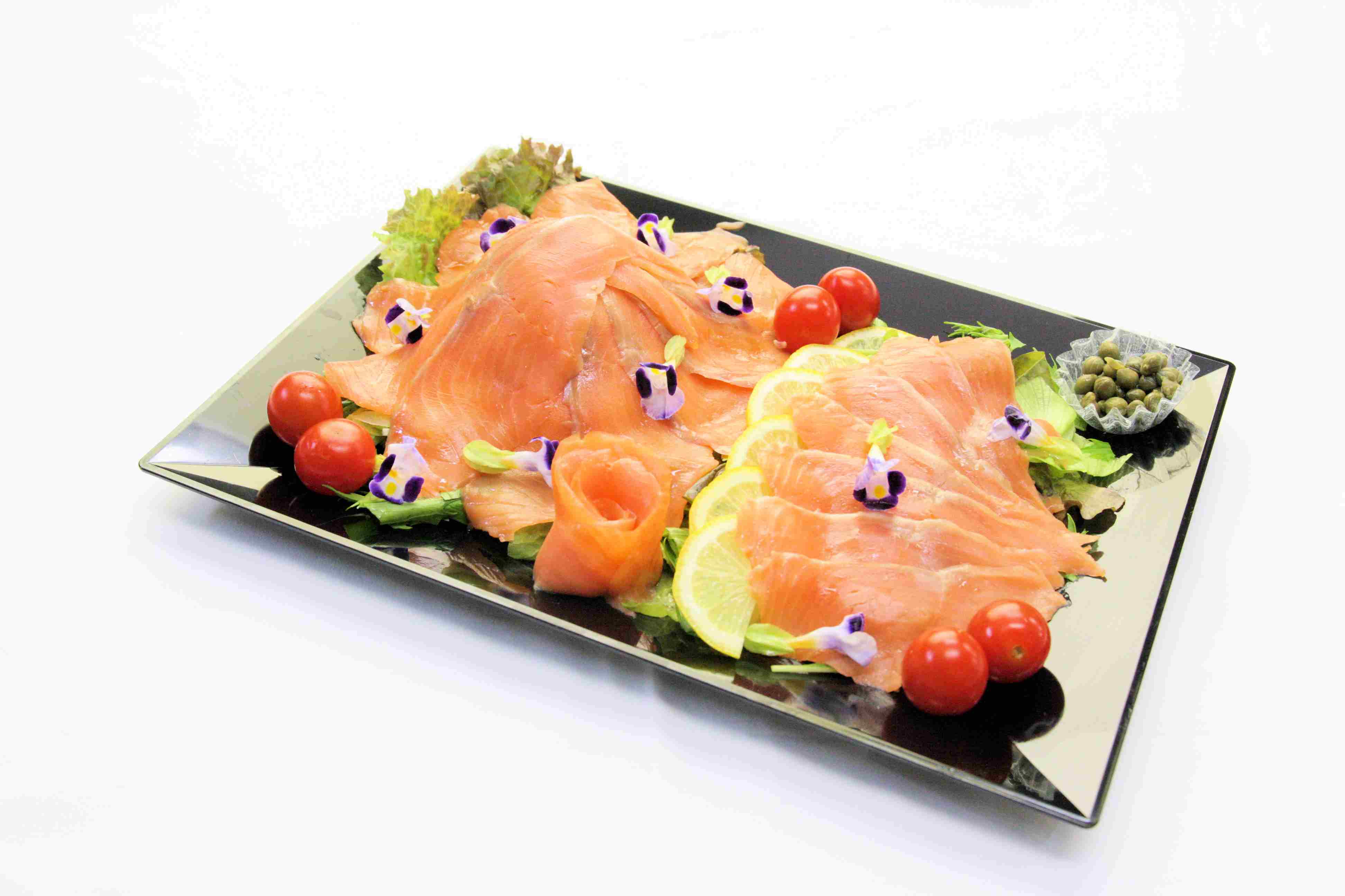 スモークサーモンのサラダ仕立て